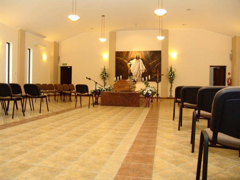 kaplica pożegnalna - zakład pogrzebowy henryk pioch